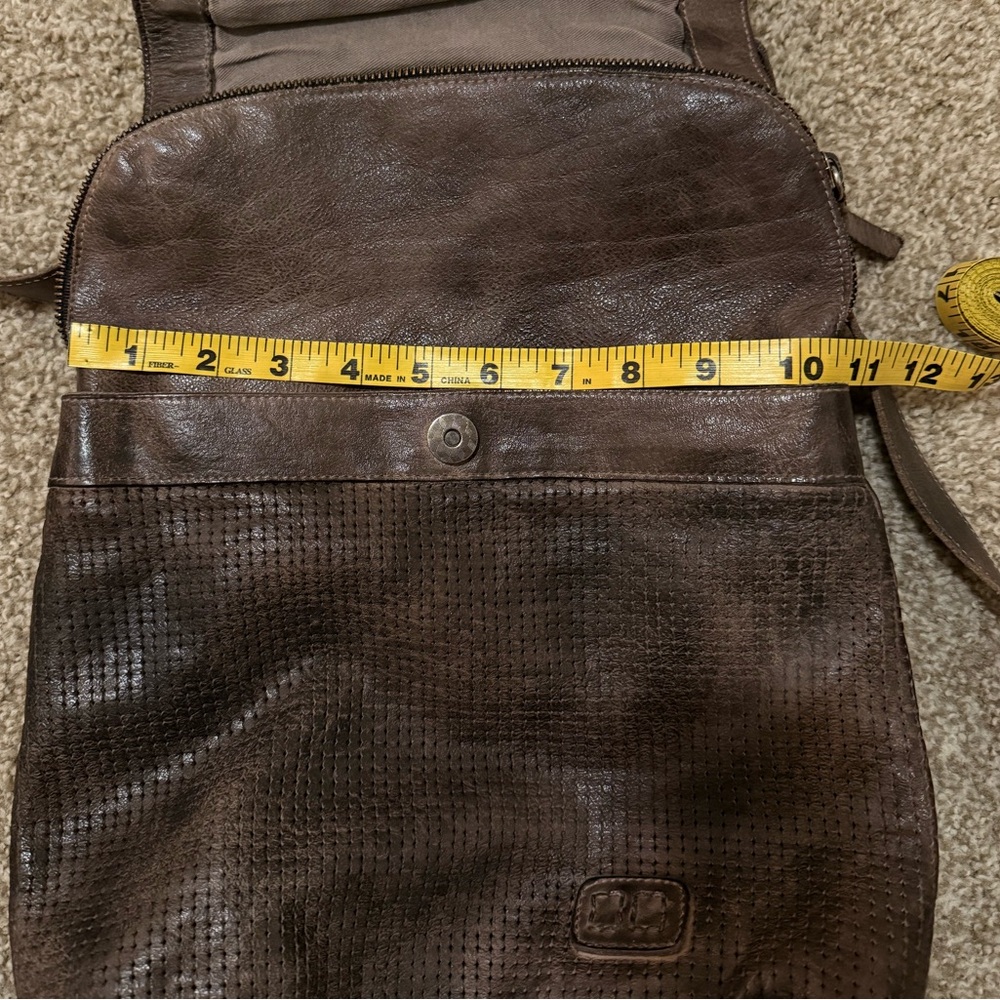 Bed Stu convertible back pack into cross body leather purse - Picture 6 of 8